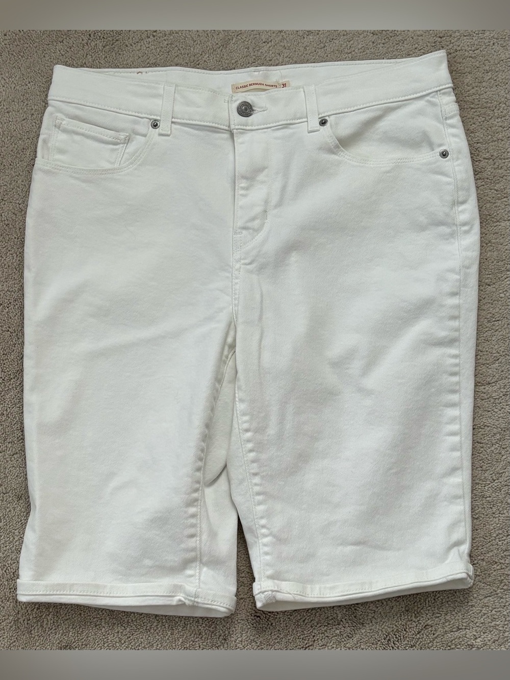 Levi’s White Denim Bermuda Shorts 31 (10/12)